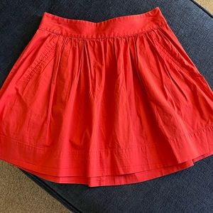 Banana Republic skirt, size 4P, red, PERFECT SKIRT TO FINISH OUT SUMMER IN!